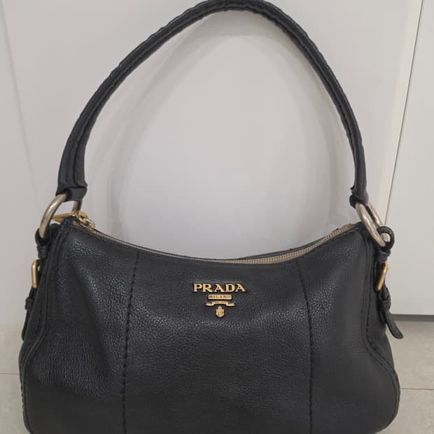 프라다 비텔로 다이노 가죽 숄더백