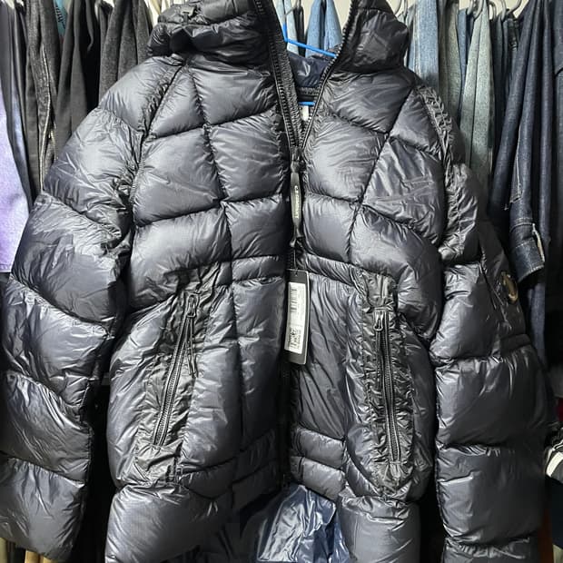 Cp컴퍼니 dd쉘 패딩 m