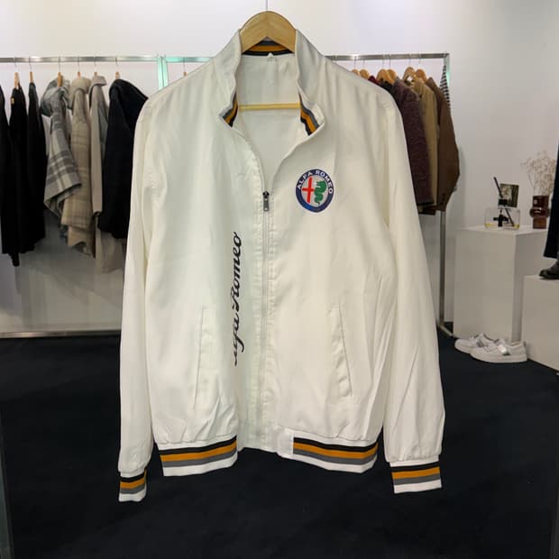 [XL] 알파로메오 바람막이