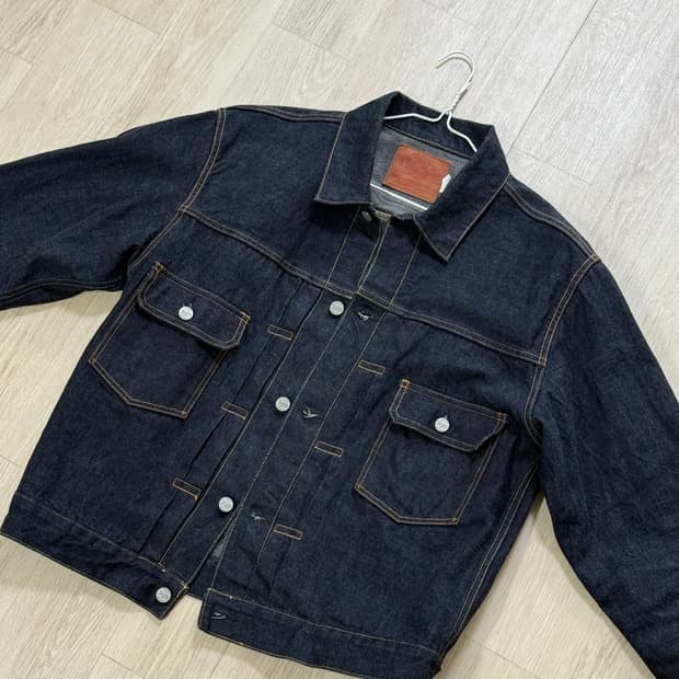 트로피클로딩 2505 42 사이즈 거의새제품