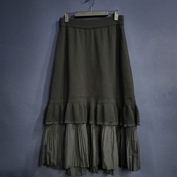 오즈세컨 프릴 레이어드 밴딩 스커트