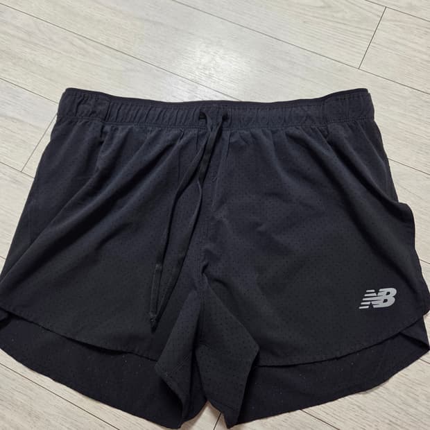 뉴발란스 3인치 RC쇼츠 
