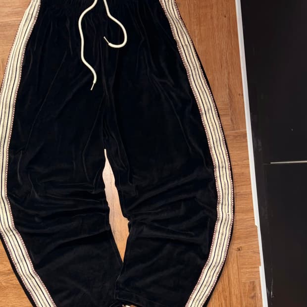 나바호 벨벳 트랙팬츠