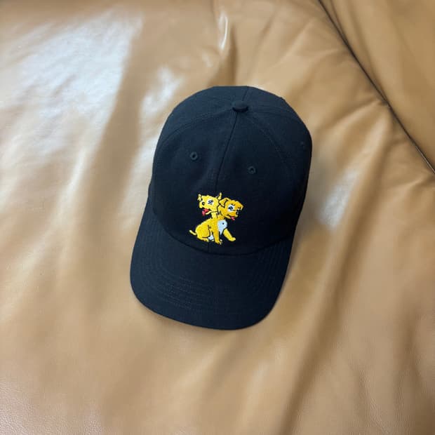 슈프림 6패널 볼캡 모자 멜빈스 블랙