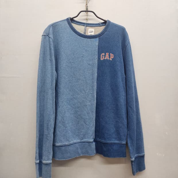 GAP 갭 진청/중청 배색 패치워크 로고 맨투맨 S(M) 남여공용