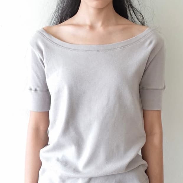 구해요) 샵페어리 rib half 티셔츠 그레이색 구해요