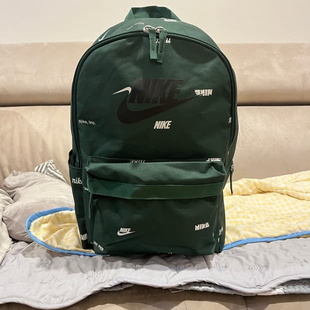 나이키 헤리티지 AOP 백팩