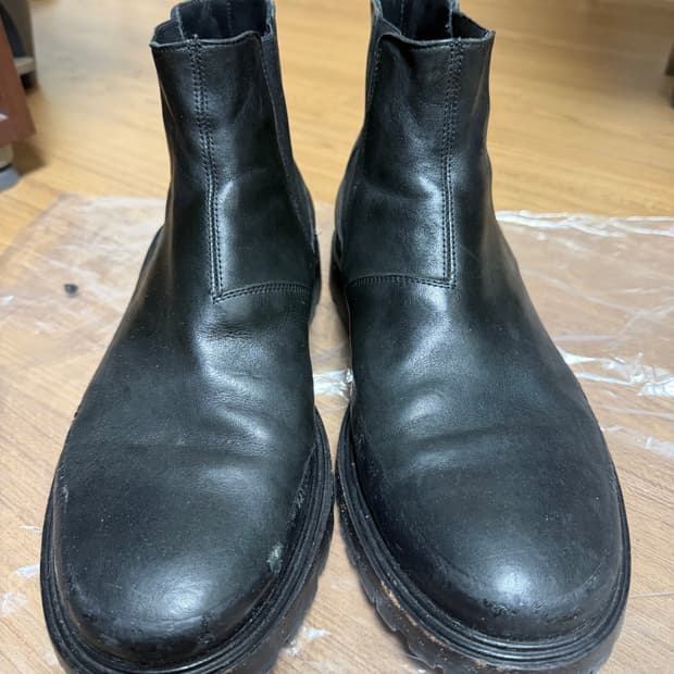 보테가베네타 첼시 러그 부츠 블랙 42사이즈