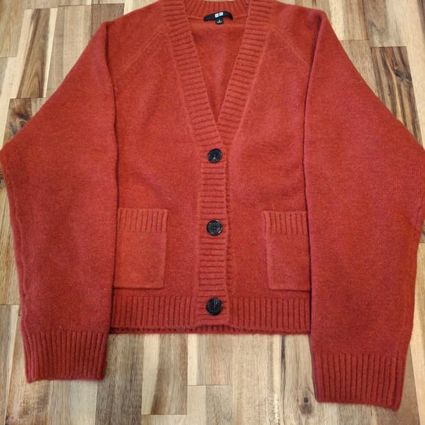 (마지막특가) 유니클로 니트 가디건 새상품