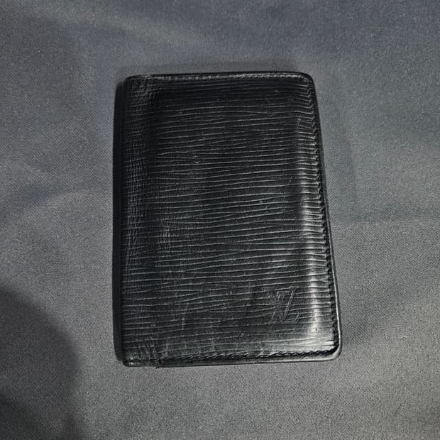 루이비통 예삐 블랙컬러 카드지갑 