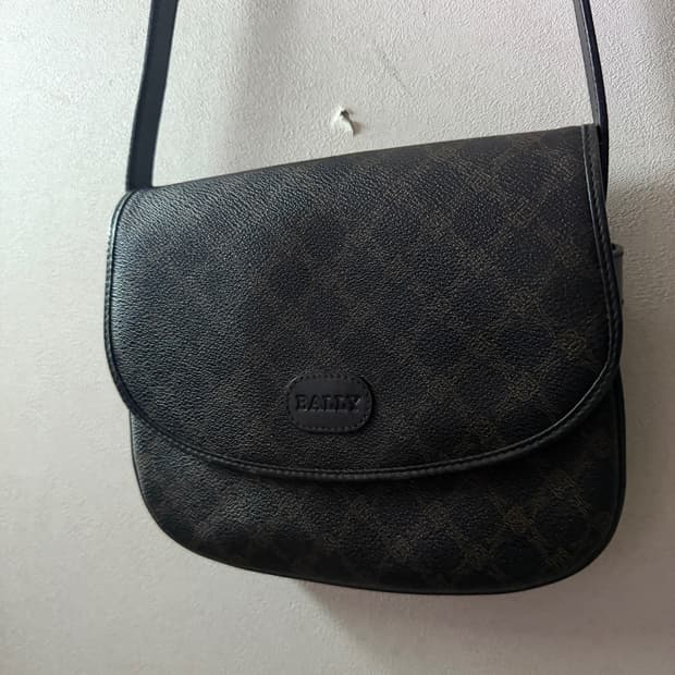 빈티지 발리 로고 라운드 크로스백