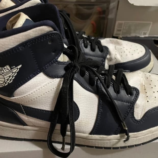 조던1 미드 옵시디언 280