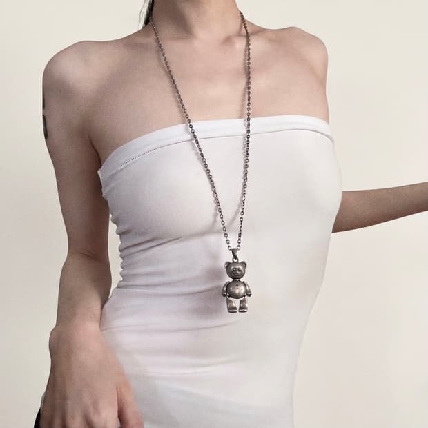TEDDY PENDANT NECKLACE