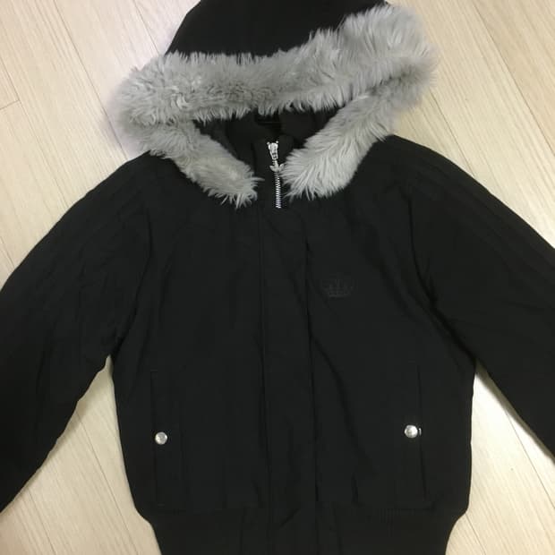 아디다스 퍼 후드 점퍼