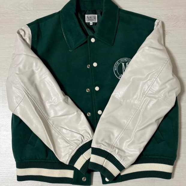 마리떼 프랑소와 야구잠바