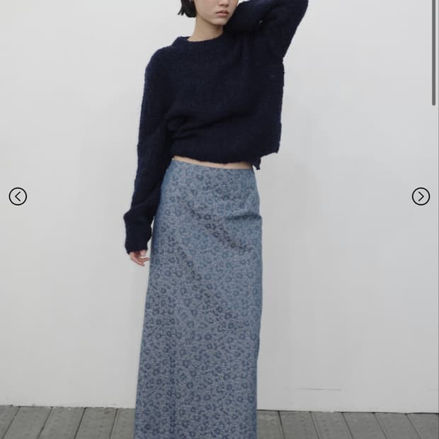 HWI BOTANIC MAXI SKIRT BLUE 팝니다.
