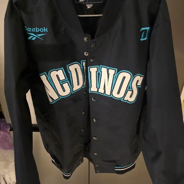 Nc선수지급용 야구잠바L 105