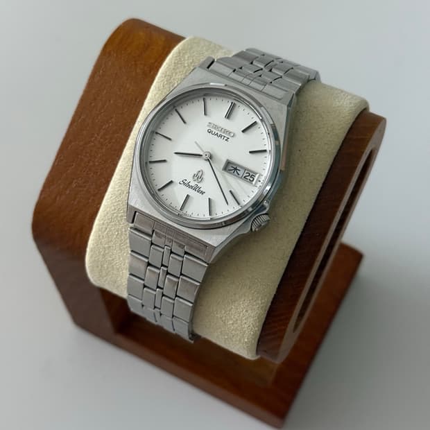 세이코 Seiko 쿼츠 실버웨이브 데이데이트