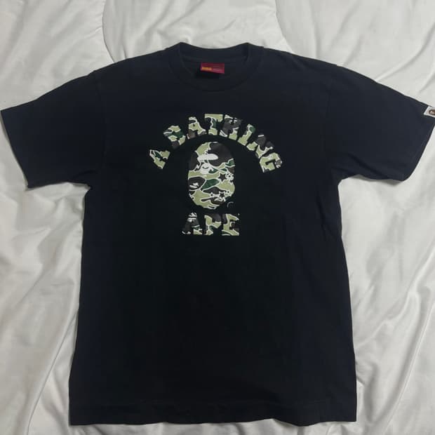 베이프 카모 블랙 반팔