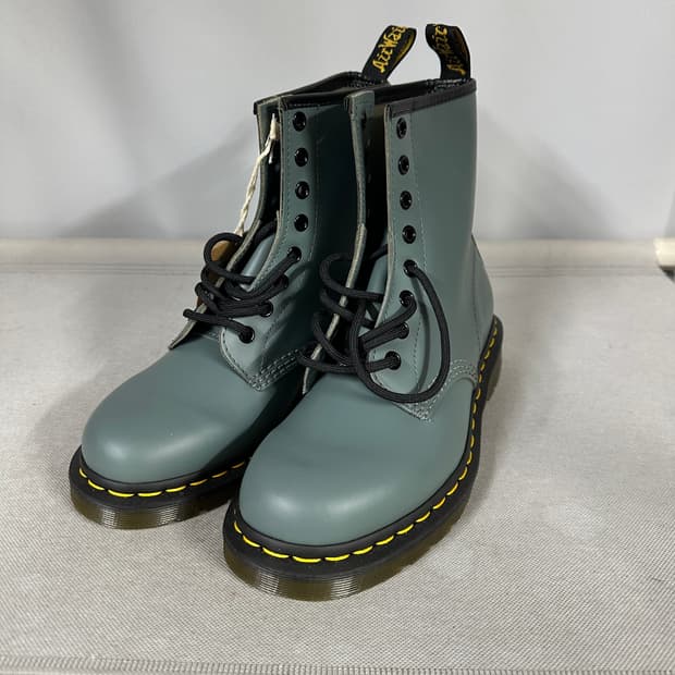 닥터마틴 26069 부츠