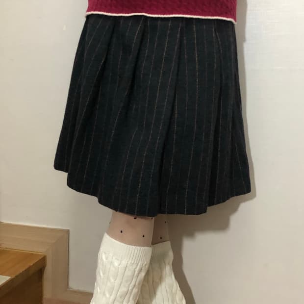 빈티지 그레이 비비드 스트라이프 스커트