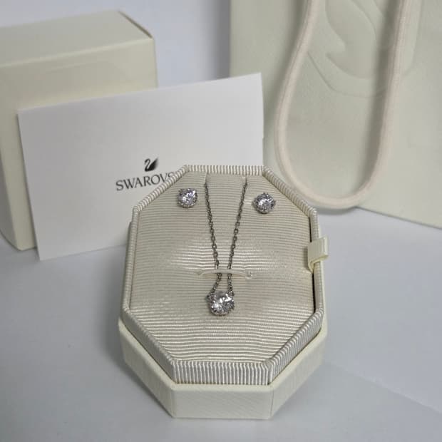 택포 정가 26만원 스와로브스키 목걸이 귀걸이 세트 지르코니아 크리스탈