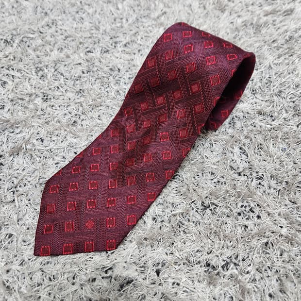 지방시Givenchy 레드 패턴 넥타이 Free - N1