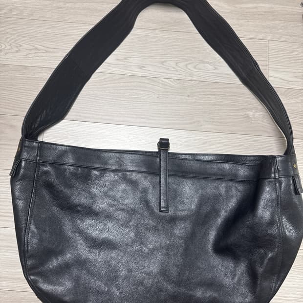 Newspaper Bag L (Black)