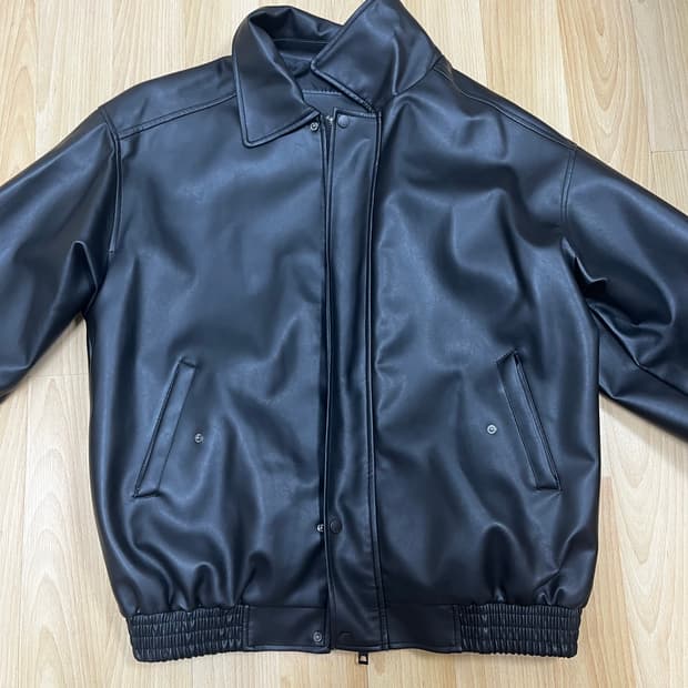 브이투 비건레더 자켓