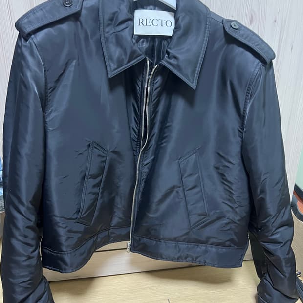 렉토 톨루즈 나일론 봄버