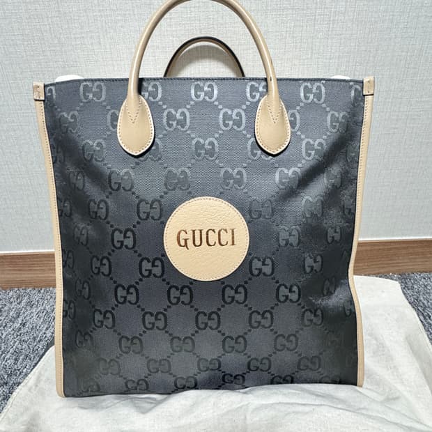 [정품/가격인하] 구찌 오프 더 그리드 나일론 토트백