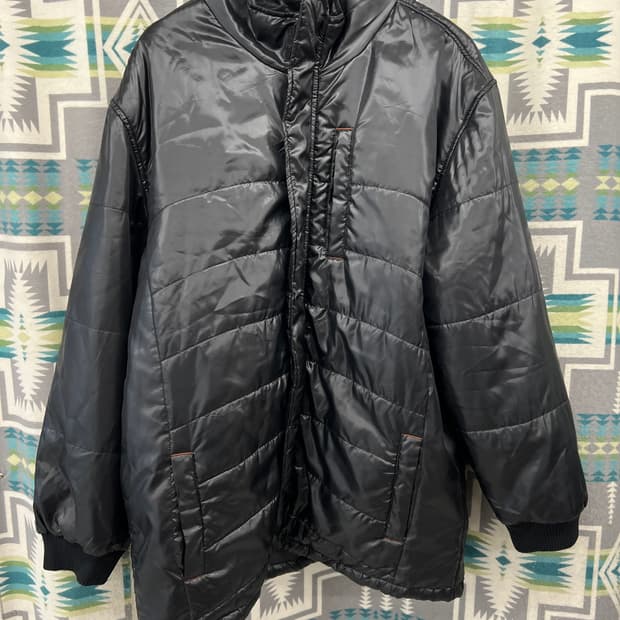  Y'saccs 경량 패딩