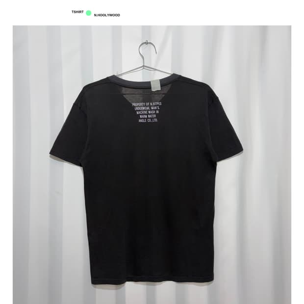 엔할리우드 브이넥 티셔츠