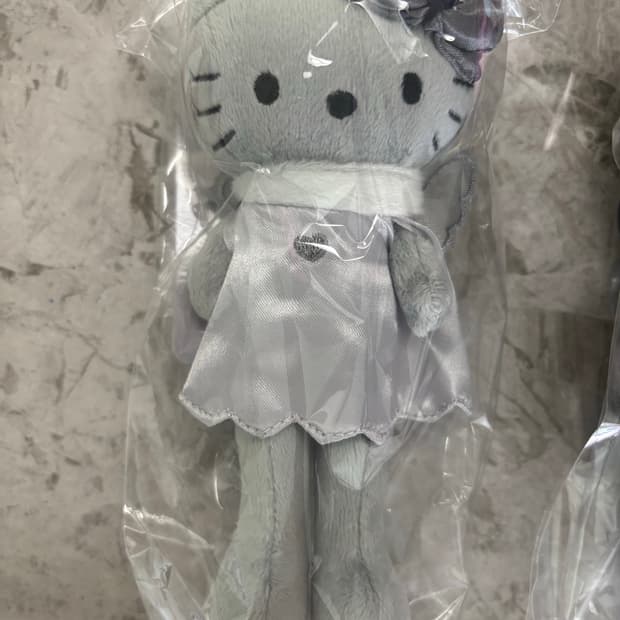 산리오 헬로 키티 블랙 엔젤 컬렉션 스타일 업 마스코트 엔젤 그레이