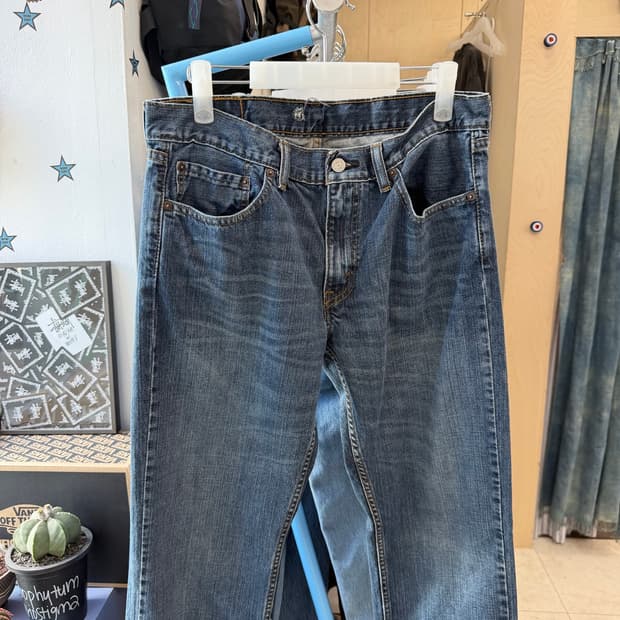 Levi’s 559 (33X34)