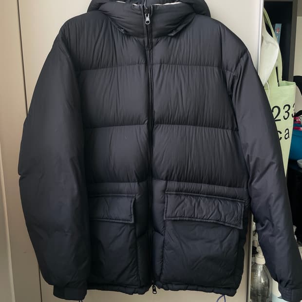 유니클로 x jw앤더슨 리버시블 다운패딩 s