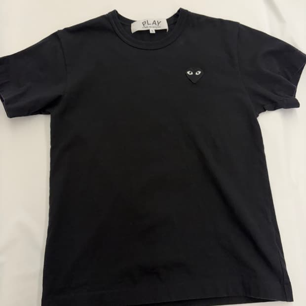 [S] 꼼데가르송 플레이 반팔티 블랙 ax-t064