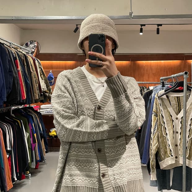 빈티지 패턴 V넥 가디건