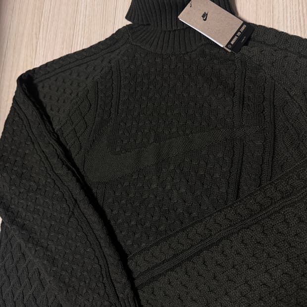 나이키 케이블니트 터틀넥