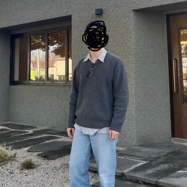 무신사 스탠다드 램스울 브이넥 니트