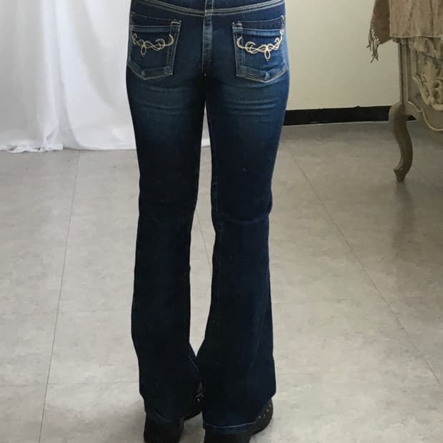 Back pocket point denim pants