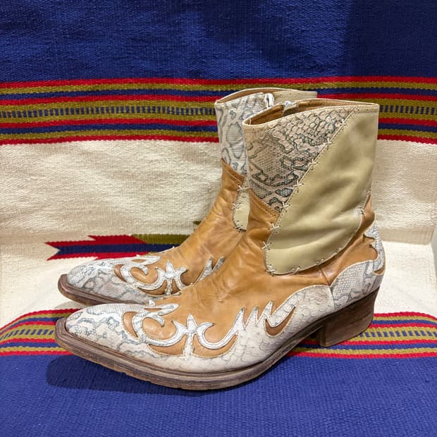 Red Cover western boot / 레드커버 파이톤 웨스턴 부츠