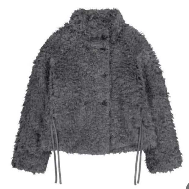 삽니다) 코이세이오 퍼 자켓 그레이 구해요