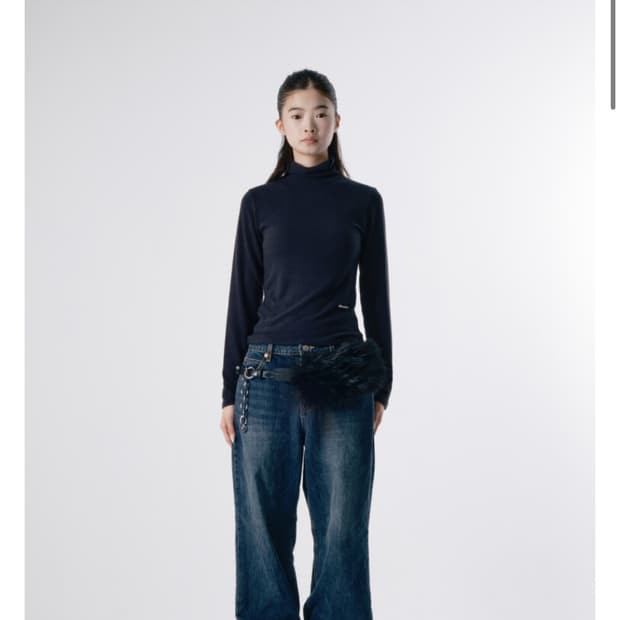 Wsc 아카이브 Basic turtleneck 001 새상품 판매합니다