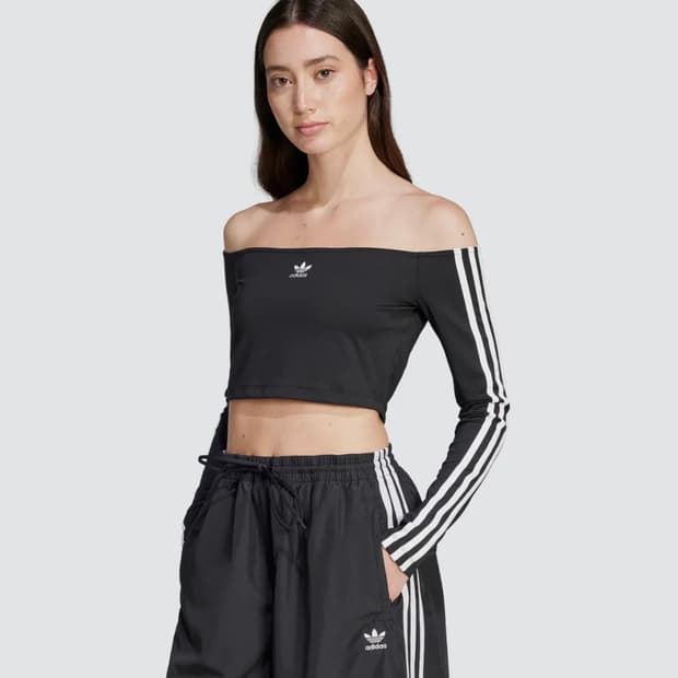 아디다스 오프숄더 긴팔티