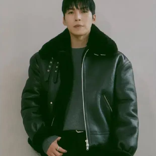 론트 x 깡스타일리스트 리얼레더 무스탕 810 m사이즈 팝니다