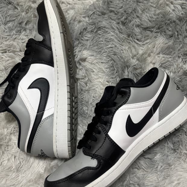 조던1 로우 라이트 스모크 그레이 블랙 275