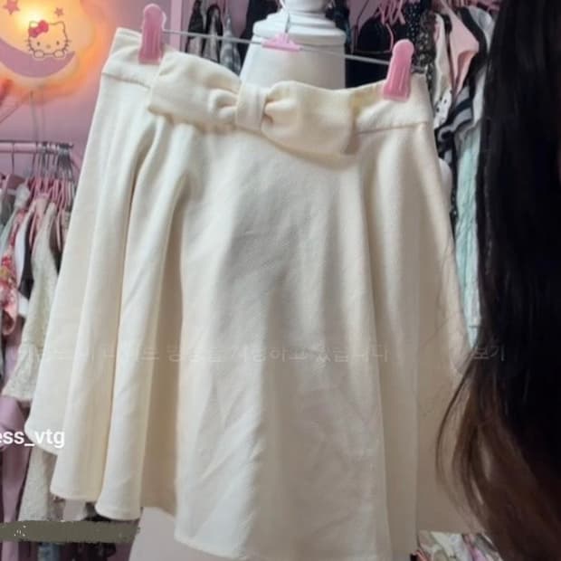 히메갸루 잉그니 아이보리 리본 스커트