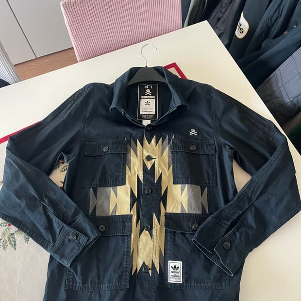네이버후드 X 아디다스 셔츠