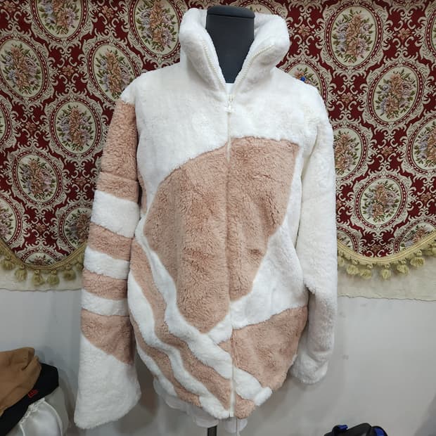 아디다스 트레포일 퍼 자켓
​
